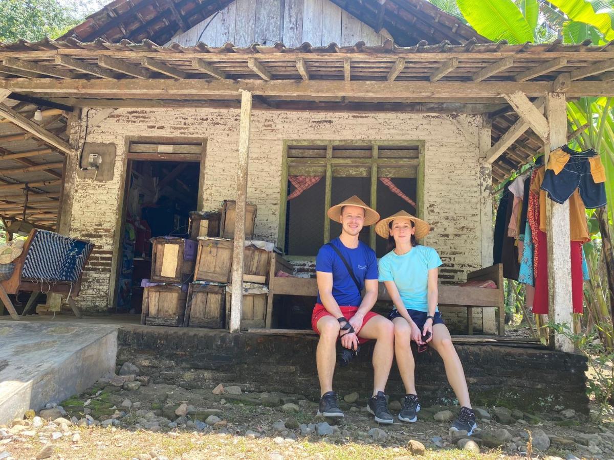 Adventure Turtle Homestay Meru Betiri Sarungan Εξωτερικό φωτογραφία